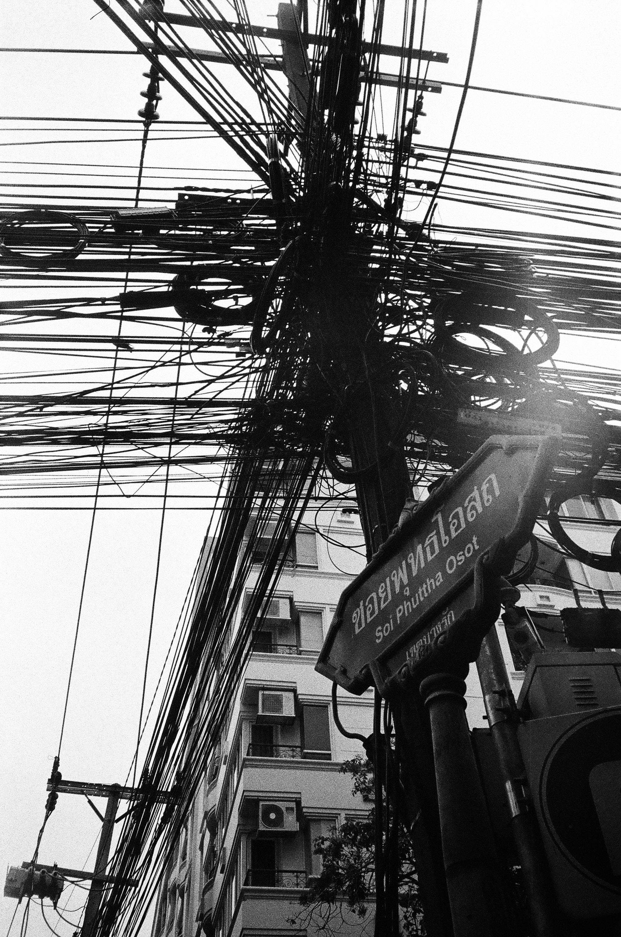 Wires - Bangkok 2025